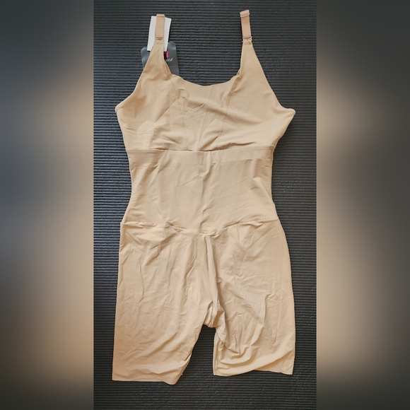 Shapewear - Picture 3 of 4